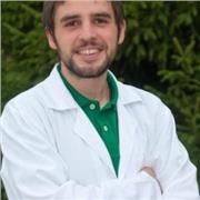 Me llamo Mikel, tengo 30 años y soy Farmacéutico y Doctor en Química médica y tengo el Máster en educación secundaria y fp